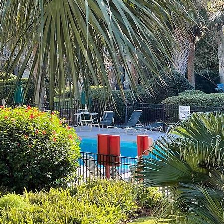 Spacious, Cozy Villa W/Parking In Coligny Villas Hilton Head Island Bagian luar foto