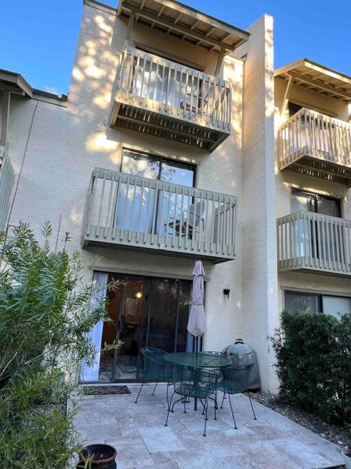 Spacious, Cozy Villa W/Parking In Coligny Villas Hilton Head Island Bagian luar foto