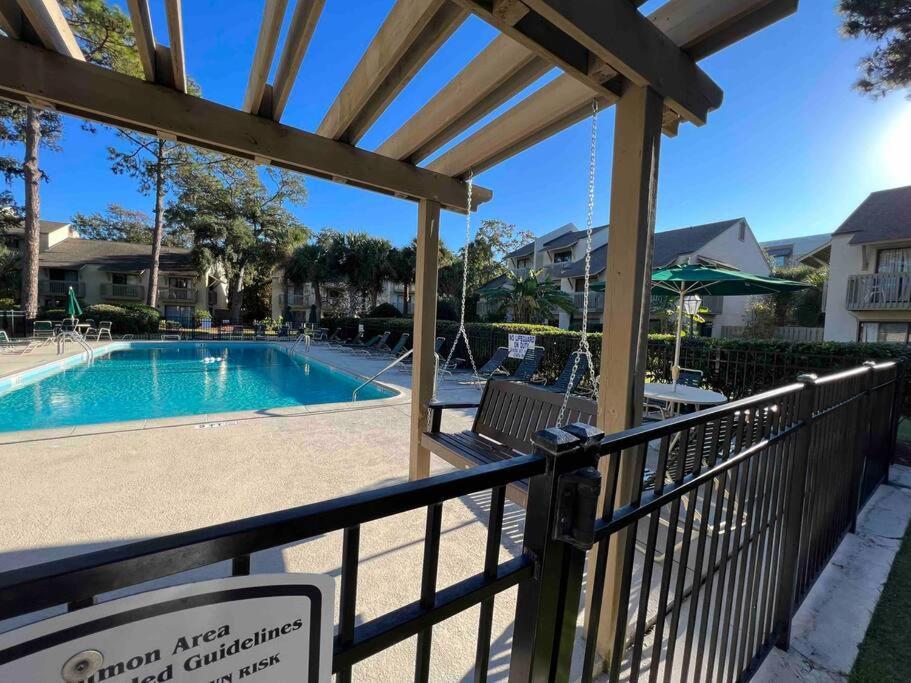 Spacious, Cozy Villa W/Parking In Coligny Villas Hilton Head Island Bagian luar foto