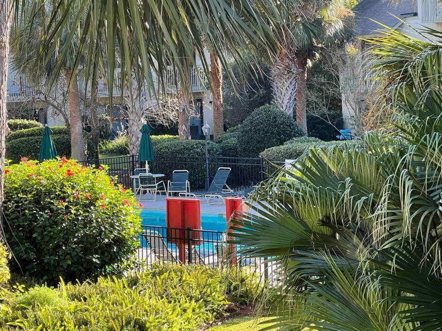 Spacious, Cozy Villa W/Parking In Coligny Villas Hilton Head Island Bagian luar foto