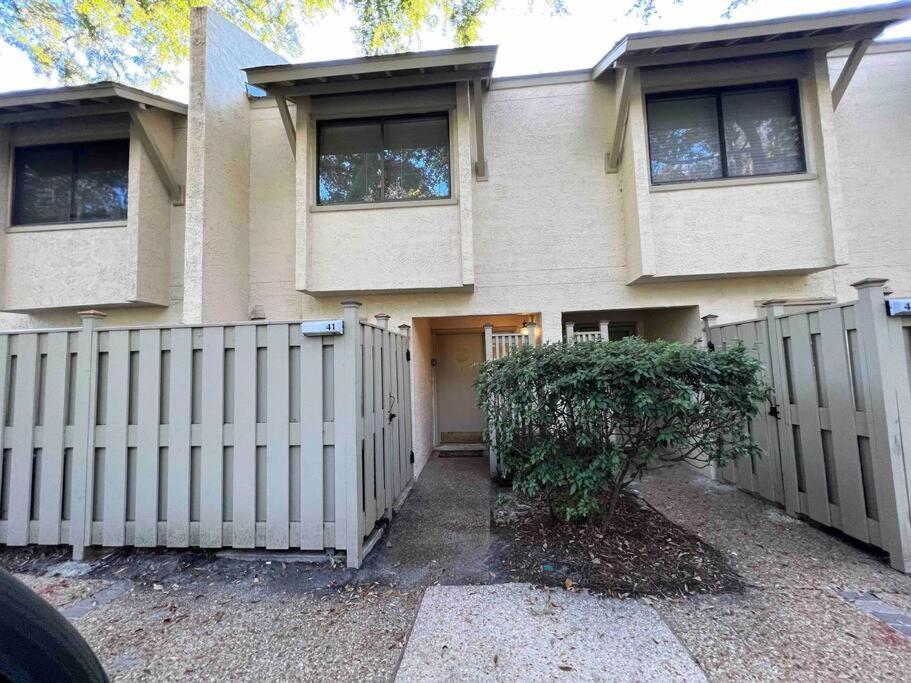 Spacious, Cozy Villa W/Parking In Coligny Villas Hilton Head Island Bagian luar foto