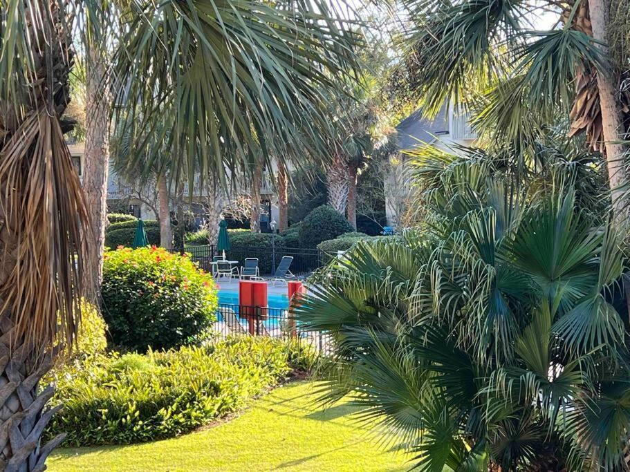 Spacious, Cozy Villa W/Parking In Coligny Villas Hilton Head Island Bagian luar foto