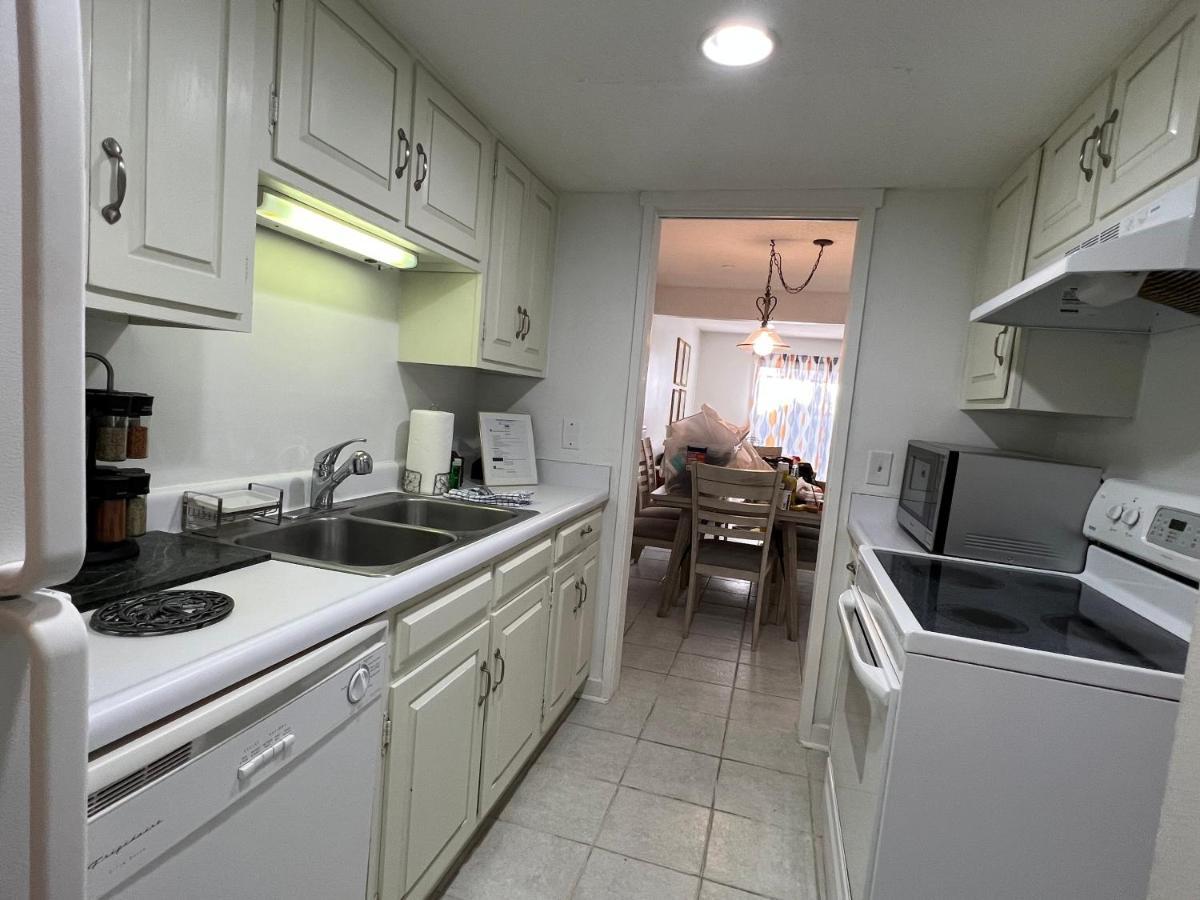 Spacious, Cozy Villa W/Parking In Coligny Villas Hilton Head Island Bagian luar foto